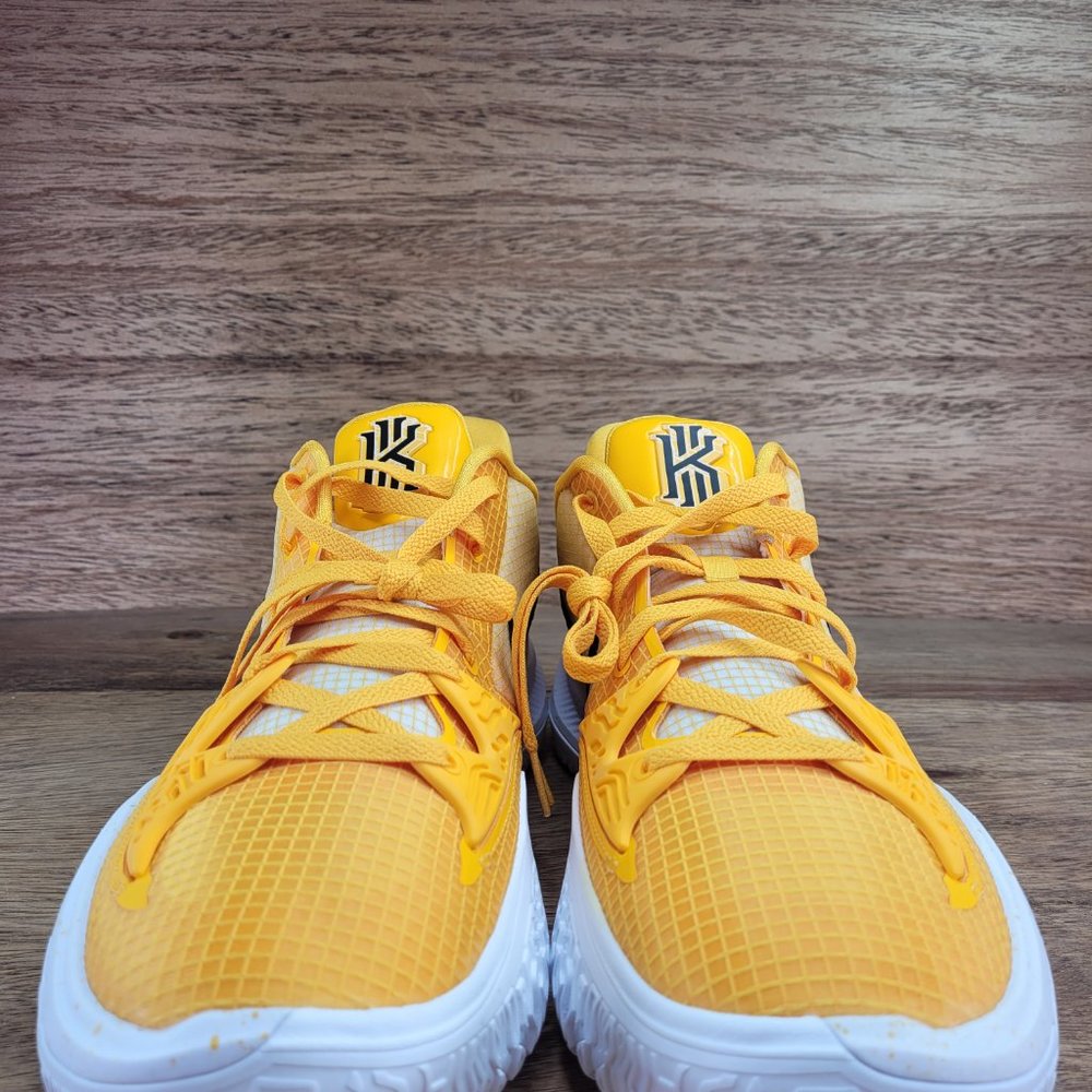 Nike Kyrie Low 4 TB University Gold Basketball Shoes DM5041-702 Men’s Size 15 - Picture 3 of 8